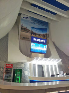 9 Бренд зона Samsung в Национальном аэропорту