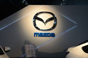 18 - 4 - Выставочный стенд Mazda. Моторшоу 2013